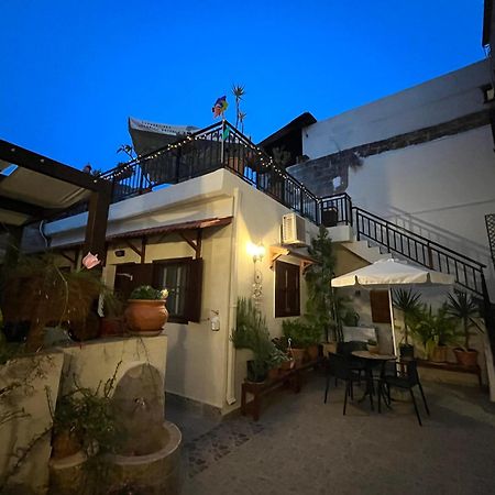 Eleni Rooms Rhodes City المظهر الخارجي الصورة