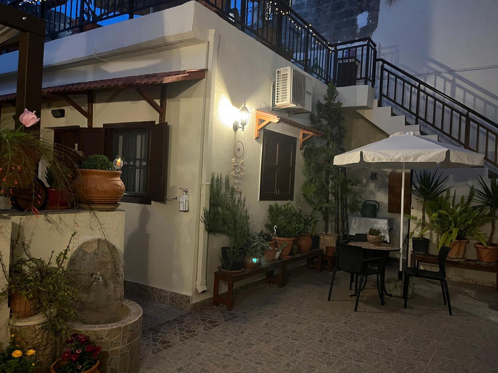 Eleni Rooms Rhodes City المظهر الخارجي الصورة